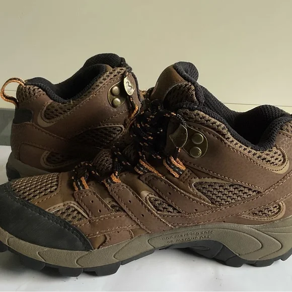 Merrell Boy's Moab 2 Mid Waterproof Boots Size 1 - Picture 8 of 10
